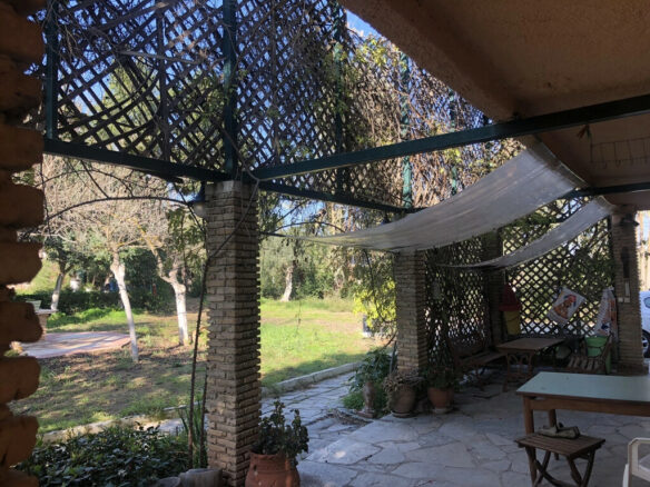3-bedroom Detached House In Avlida, Greece (411 M²)