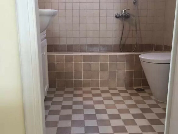 3-bedroom Detached House In Kimi, Greece (150 M²)