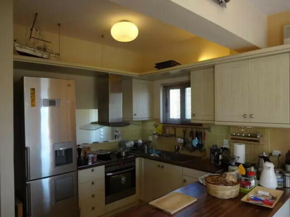 3-bedroom Detached House In Kimi, Greece (150 M²)