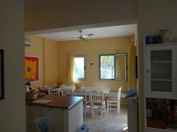 3-bedroom Detached House In Kimi, Greece (150 M²)