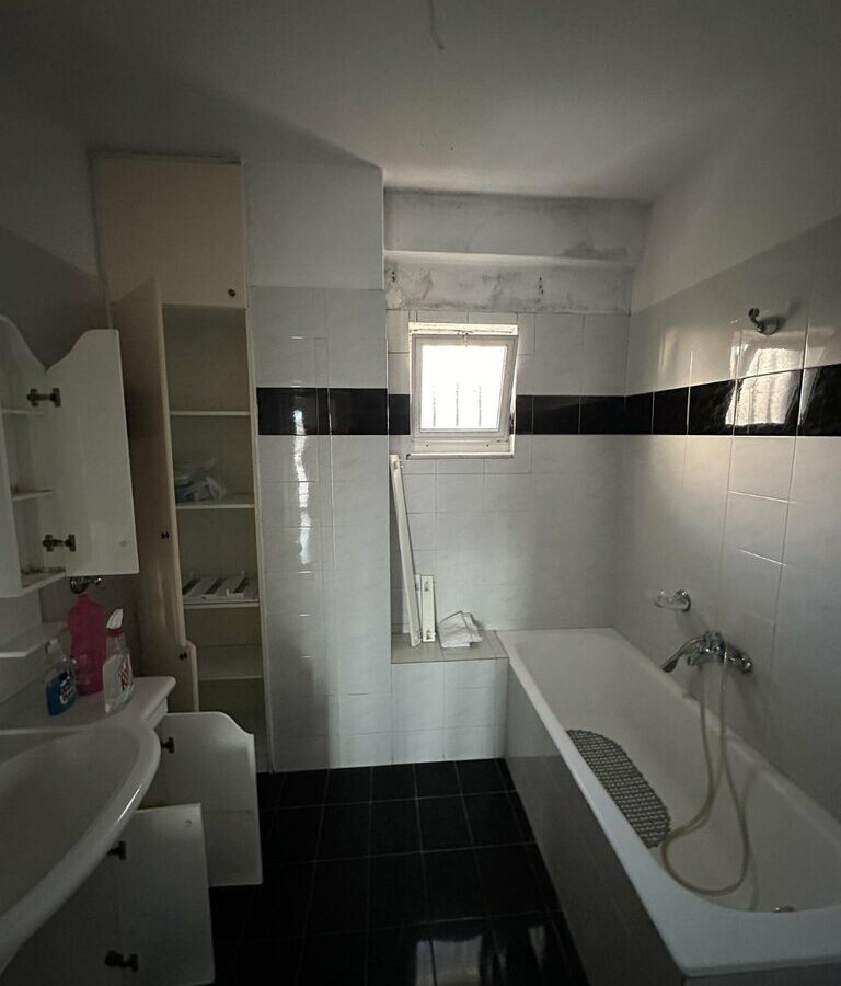 Building In Ierapetra, Greece (220 M²)