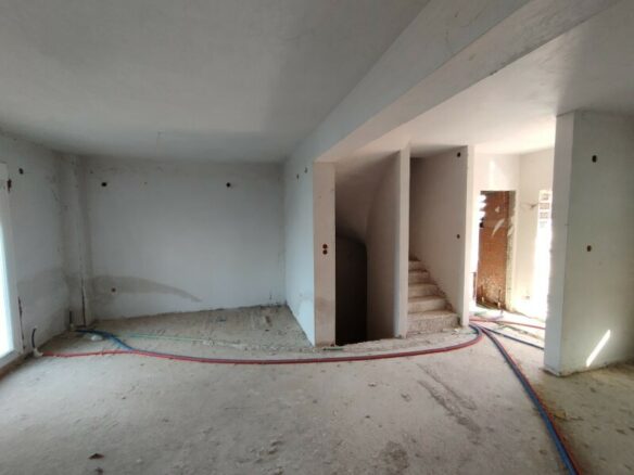 4-bedroom Maisonette In Epanomi, Greece (177 M²)