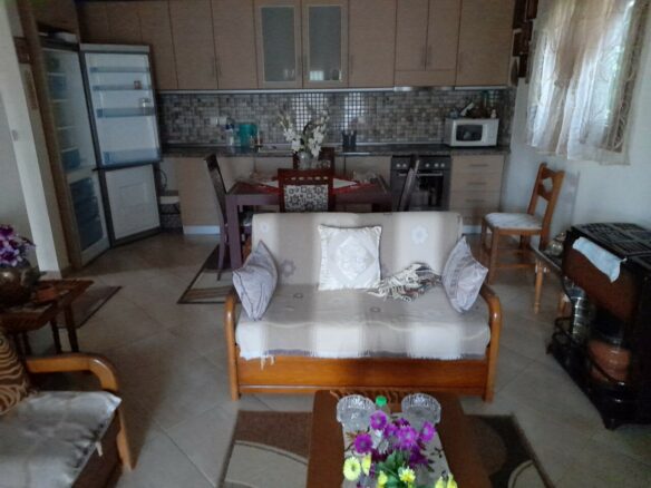 6-bedroom Building In Epanomi, Greece (270 M²)