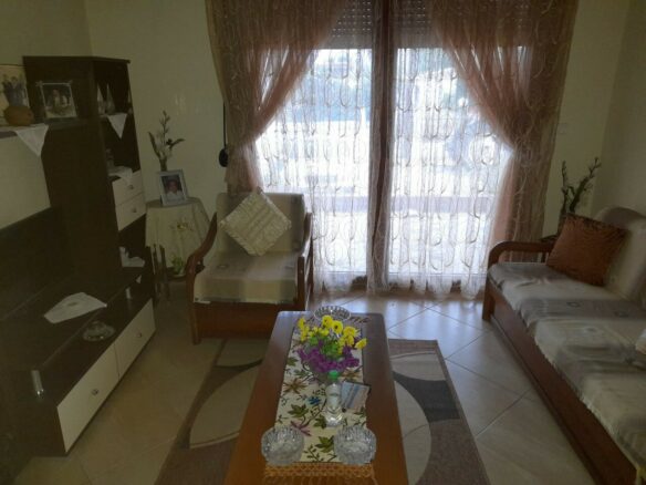 6-bedroom Building In Epanomi, Greece (270 M²)