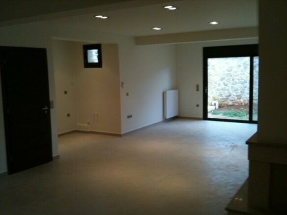Maisonette In Greece (289 M²)