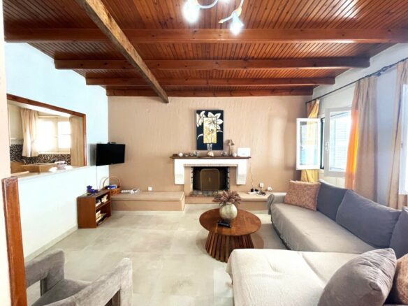 Villa In Corfu With 137 M² Area