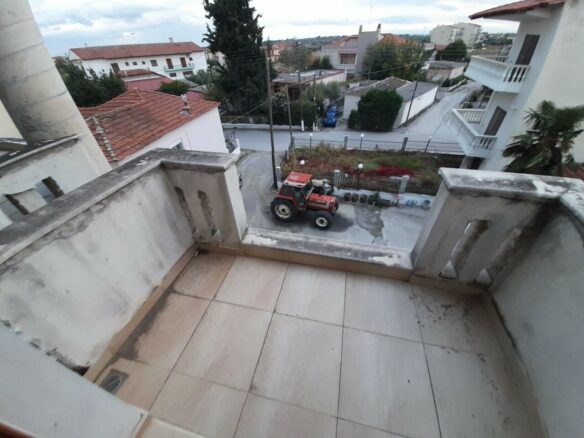 6-bedroom Building In Epanomi, Greece (270 M²)