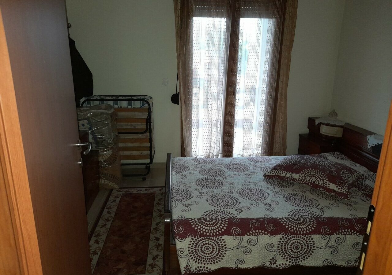 6-bedroom Building In Epanomi, Greece (270 M²)