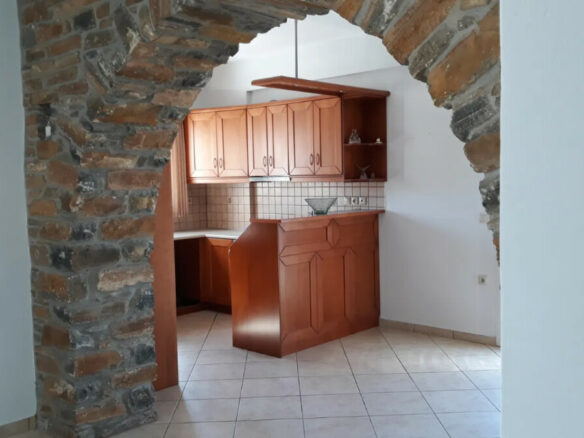 3-bedroom Flat In Greece (93 M²)