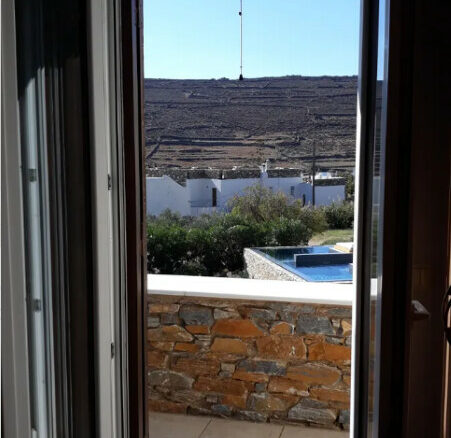 3-bedroom Flat In Greece (93 M²)