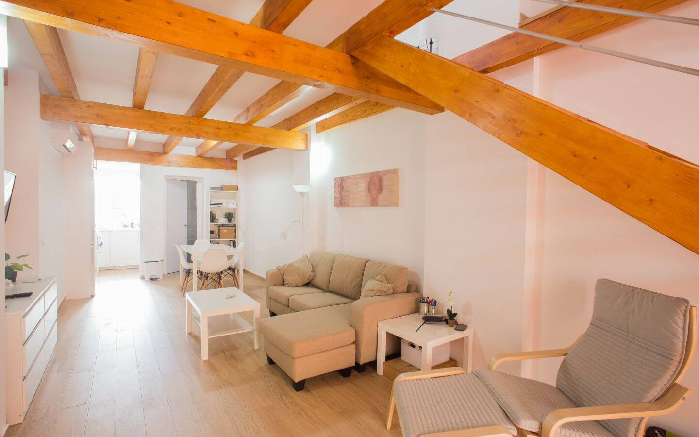 85 M² Apartment With Sea View In Valencia, Spain