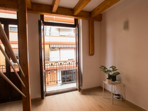85 M² Apartment With Sea View In Valencia, Spain