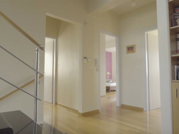 Villa With 300 M² In Attica Featuring Outdoor Terrace