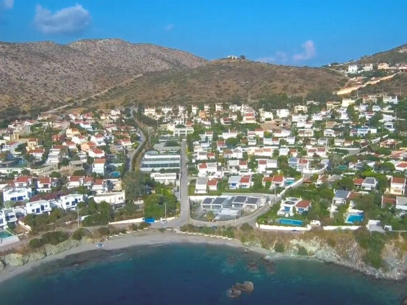 Villa With 300 M² In Attica Featuring Outdoor Terrace