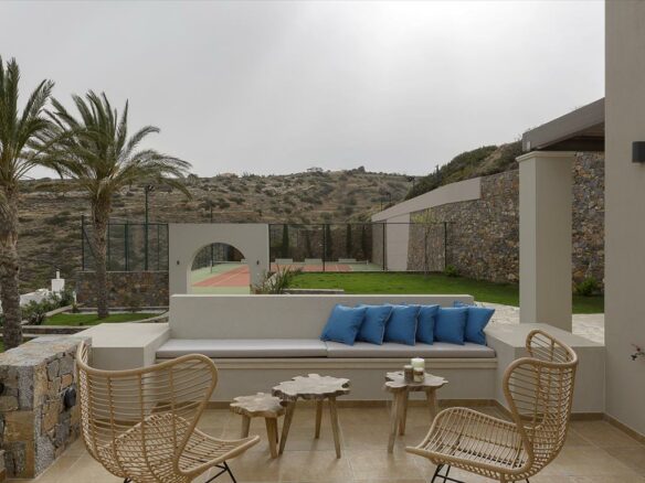 5-bedroom Villa In Siteia, Greece (550 M²)