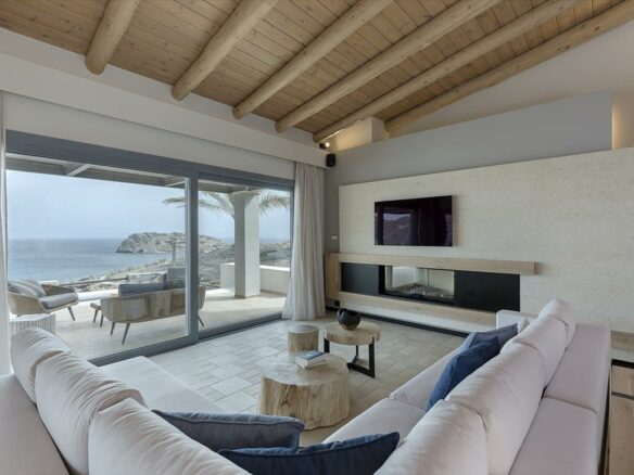 5-bedroom Villa In Siteia, Greece (550 M²)