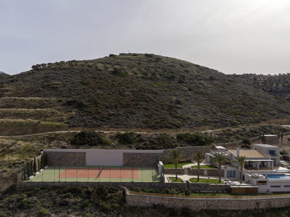 5-bedroom Villa In Siteia, Greece (550 M²)