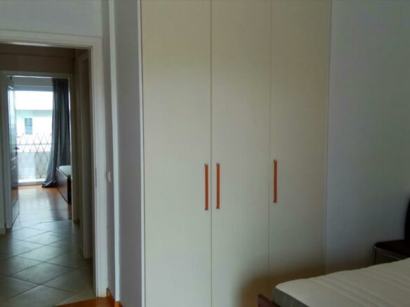 3-bedroom Flat In Marousi, Greece (124 M²)