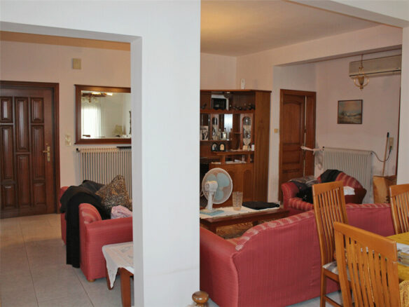 3-bedroom Detached House In Kolindros, Greece (290 M²)