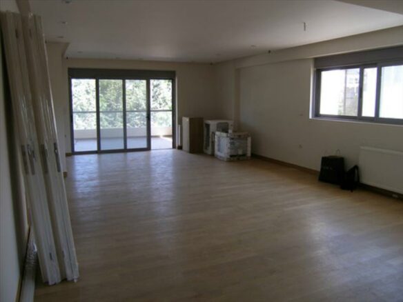 3-bedroom Flat In Filothei, Greece (128 M²)