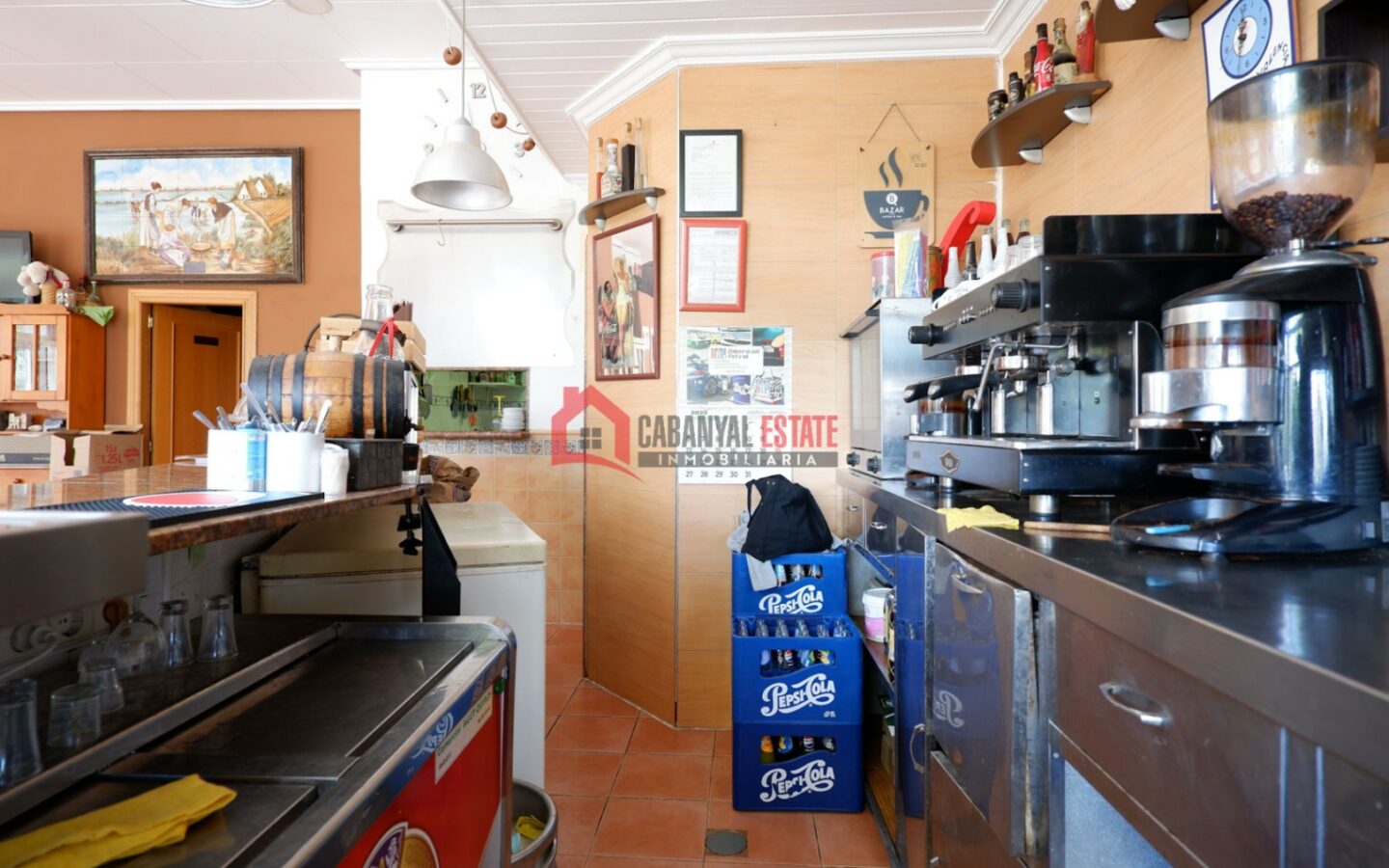 Commercial Space 93 M² Available In Valencia, Spain