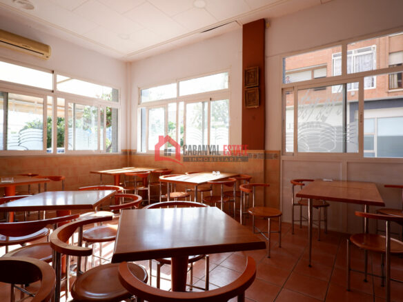 Commercial Space 93 M² Available In Valencia, Spain