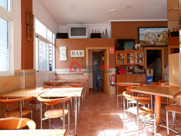 Commercial Space 93 M² Available In Valencia, Spain