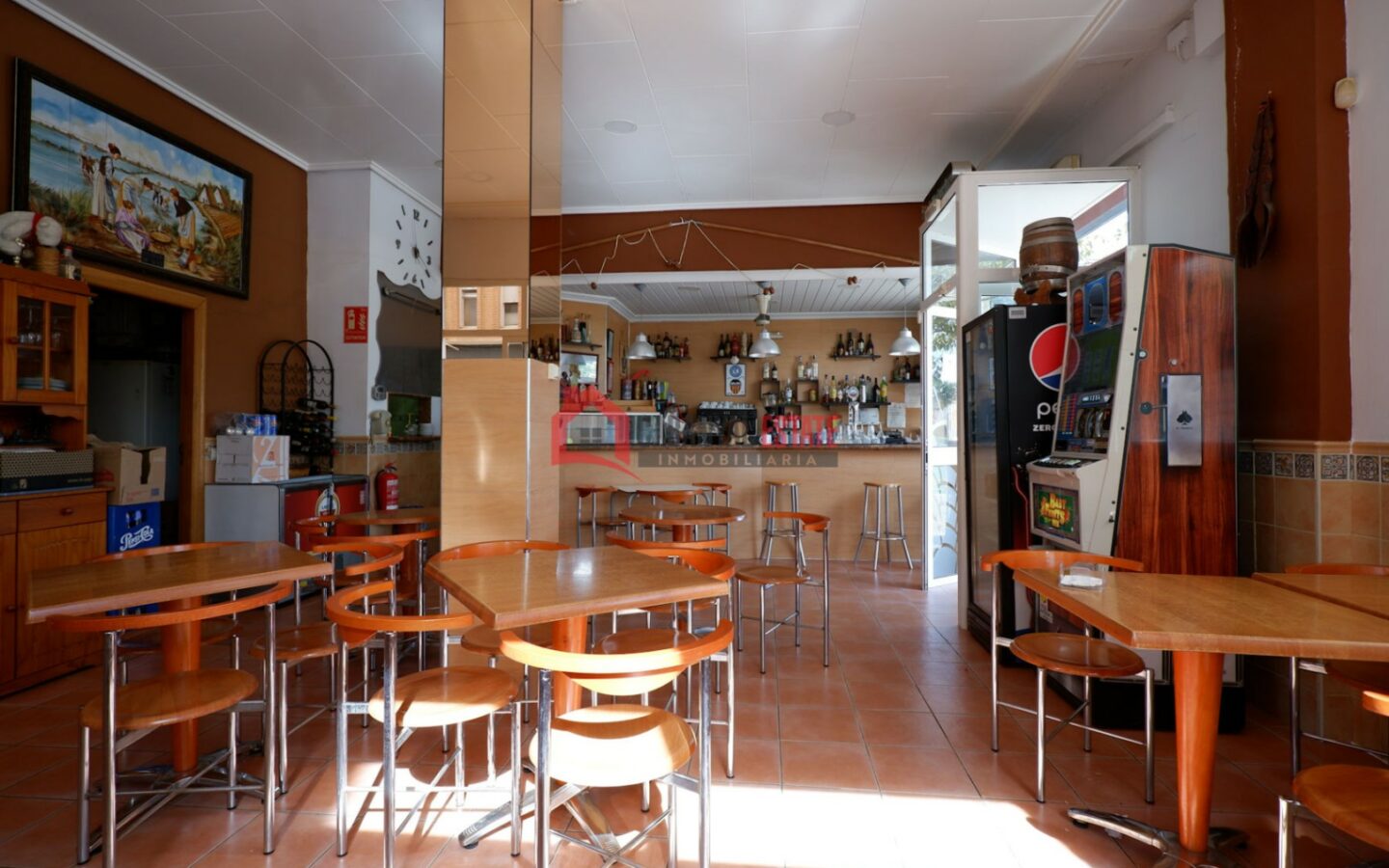 Commercial Space 93 M² Available In Valencia, Spain