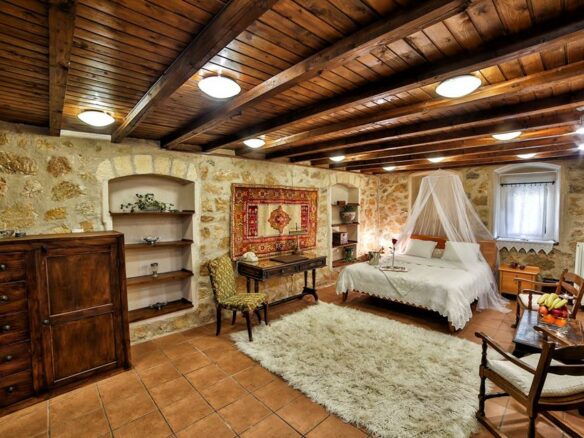 4-bedroom Villa In Saronida, Greece (210 M²)