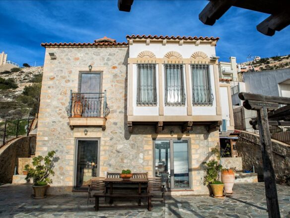 4-bedroom Villa In Saronida, Greece (210 M²)