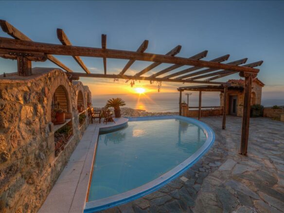 4-bedroom Villa In Saronida, Greece (210 M²)