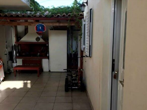 Commercial Property In Vari – Varkiza, Greece (330 M²)