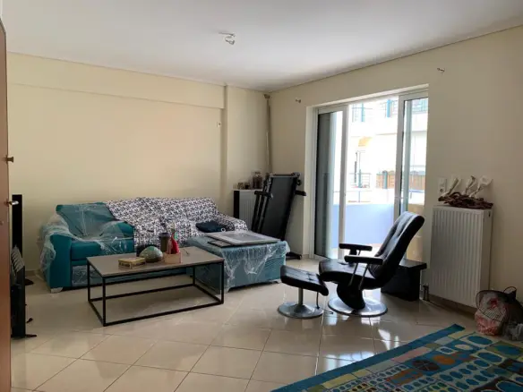 Building In Dafni, Greece (680 M²)