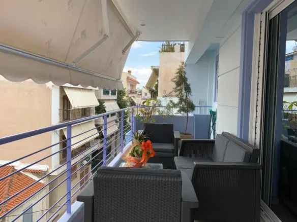 Building In Dafni, Greece (680 M²)