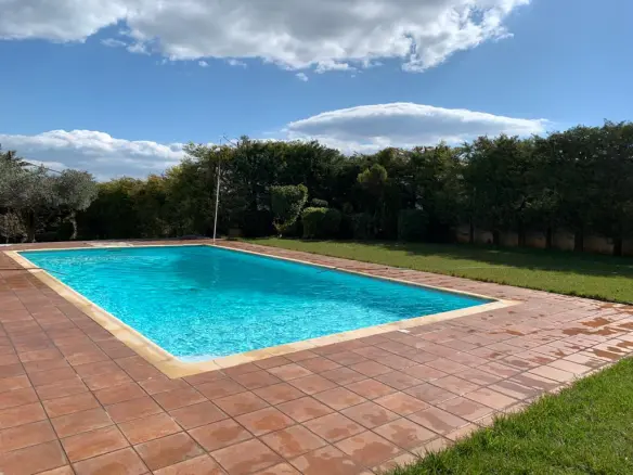 2-bedroom Villa In Sikamino, Greece (298 M²)