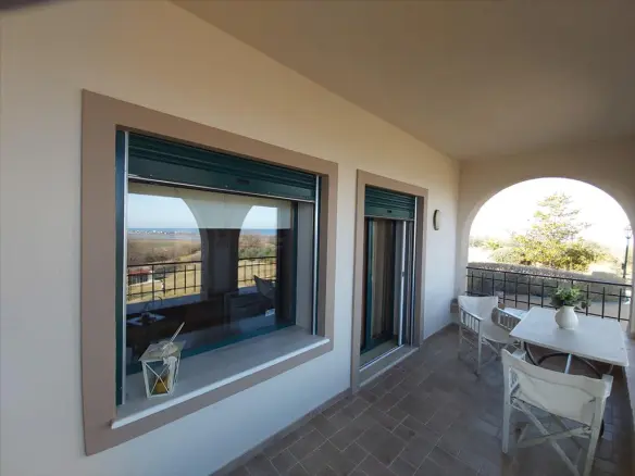 5-bedroom Villa In Dion, Greece (335 M²)