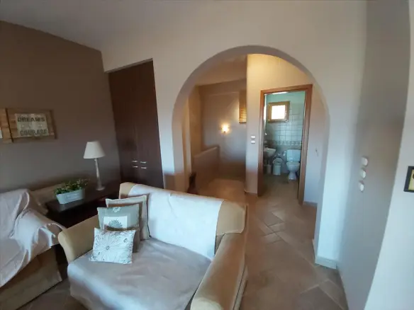 5-bedroom Villa In Dion, Greece (335 M²)