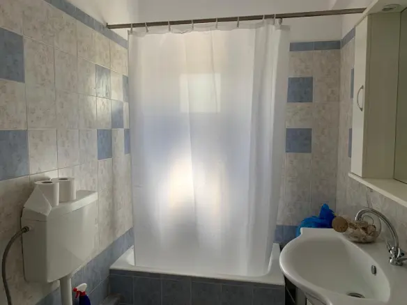 Detached House In Oropos, Greece (540 M²)