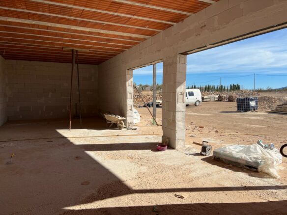 3-bedroom Detached Villa In Pinoso, Spain (165 M²)