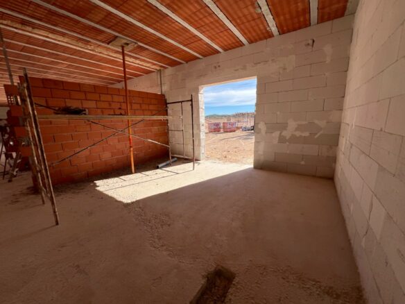 3-bedroom Detached Villa In Pinoso, Spain (165 M²)
