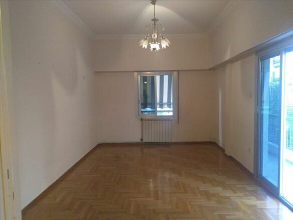 2-bedroom Flat In Neos Kosmos, Greece (92 M²)