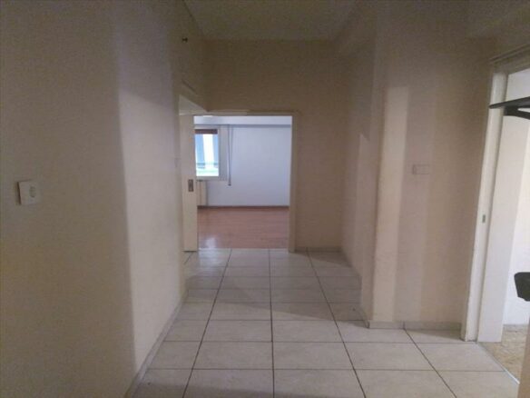 2-bedroom Flat In Neos Kosmos, Greece (92 M²)
