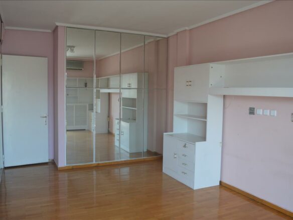 5-bedroom Maisonette In Palaio Faliro, Greece (306 M²)