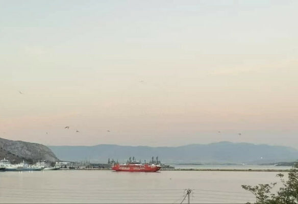 6-bedroom Flat In Salamina, Greece (183 M²)