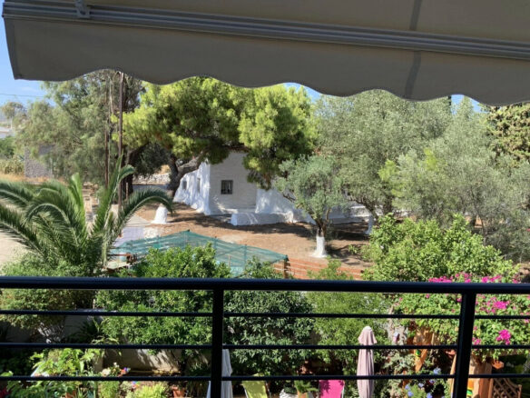 6-bedroom Flat In Salamina, Greece (183 M²)