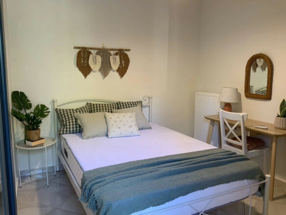 6-bedroom Flat In Salamina, Greece (183 M²)