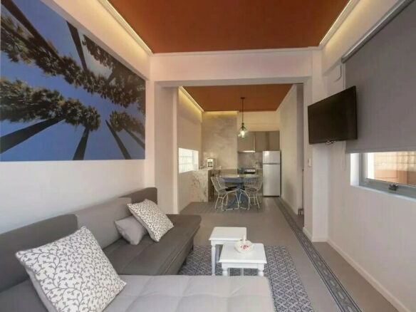 5-bedroom Building In Historic Center, Greece (265 M²)