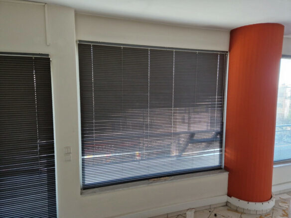 Building In Ilion, Greece (360 M²)