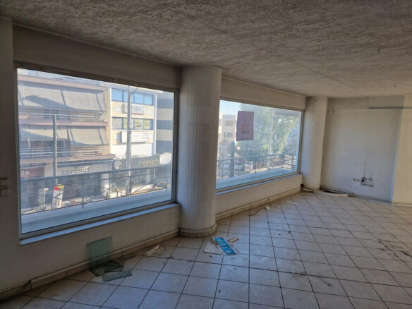 Building In Ilion, Greece (360 M²)