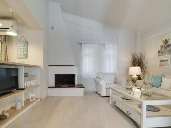 3-bedroom Hotel In Kassandra, Greece (395 M²)